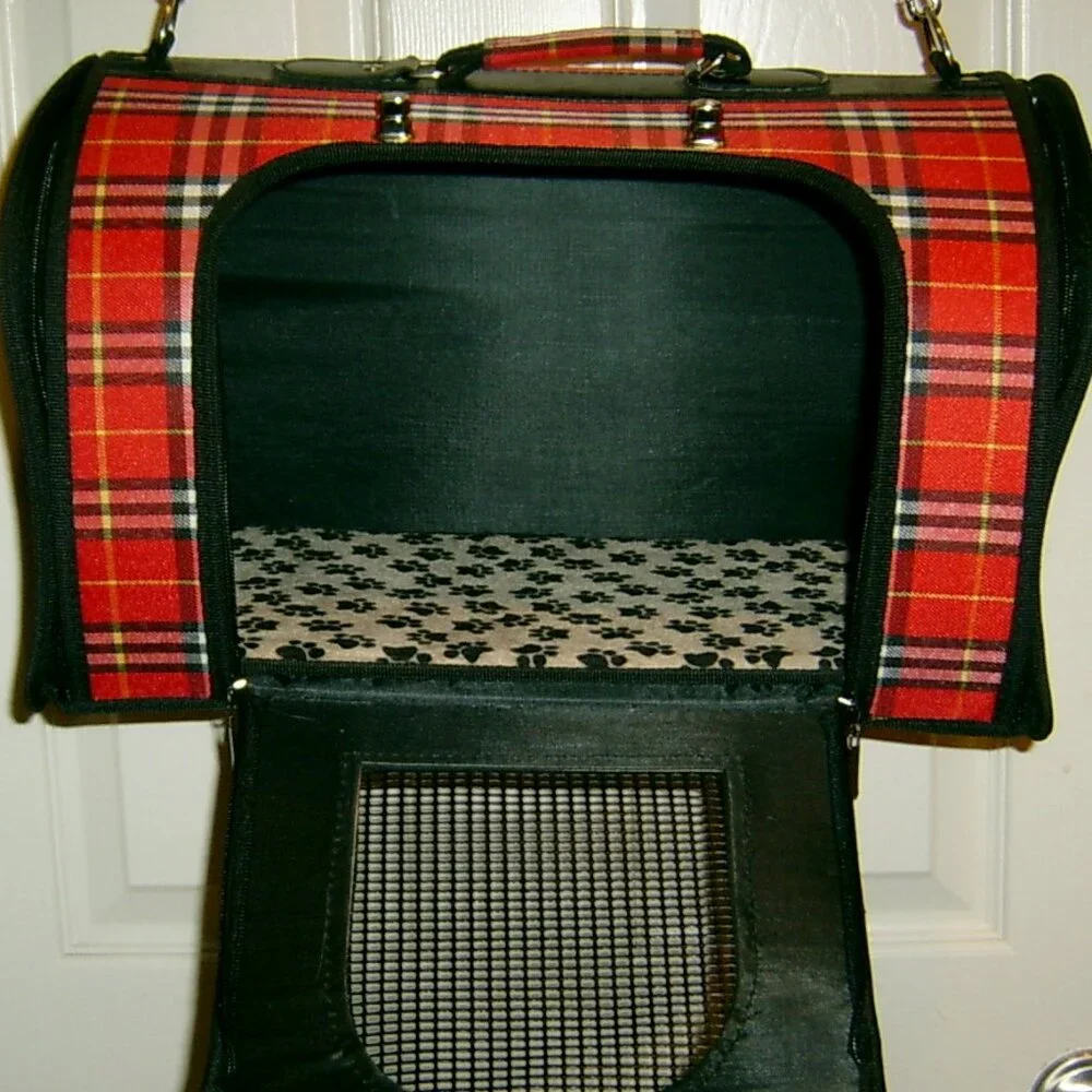 Koala Small Dog/Cat Carrier Plaid Travel Pet Kennel, EUC